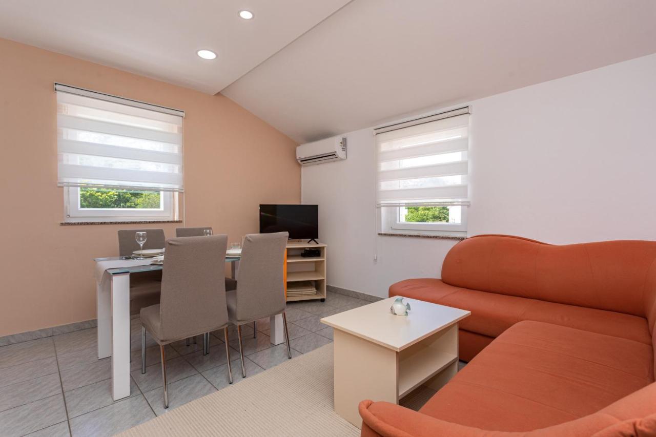 Apartments La Natalli باشْكا المظهر الخارجي الصورة