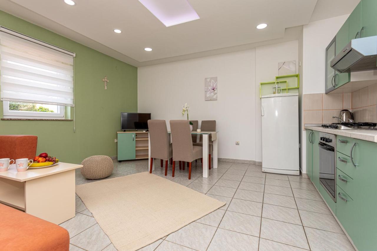 Apartments La Natalli باشْكا المظهر الخارجي الصورة